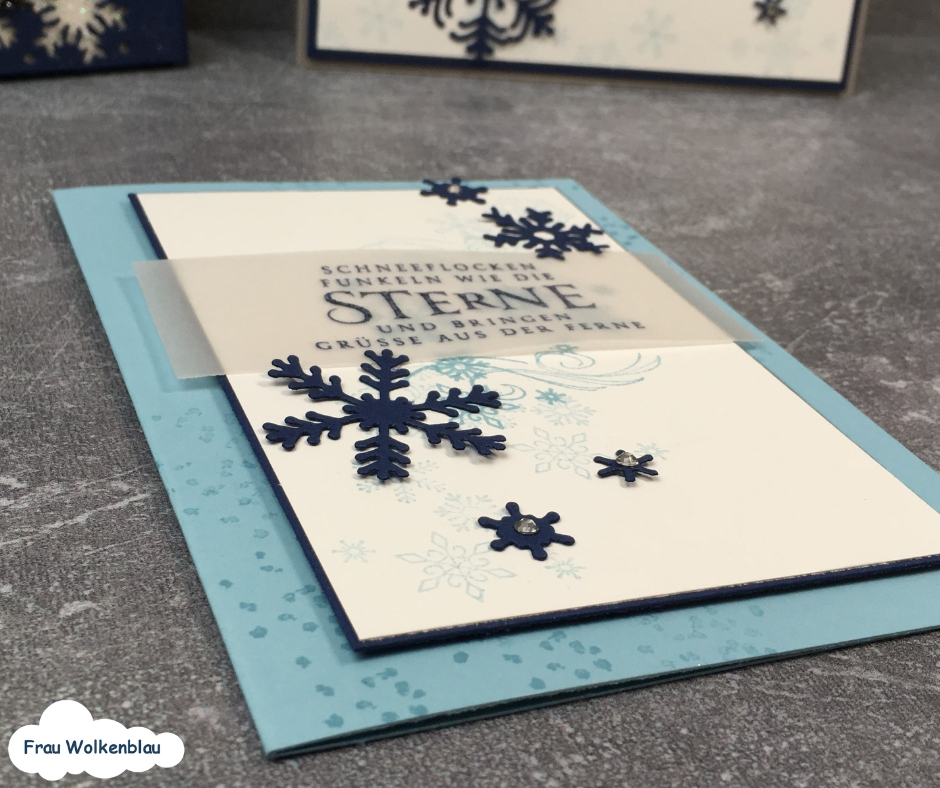 Weihnachstkarten-mit-Schneeflocken-babyblau-Detail